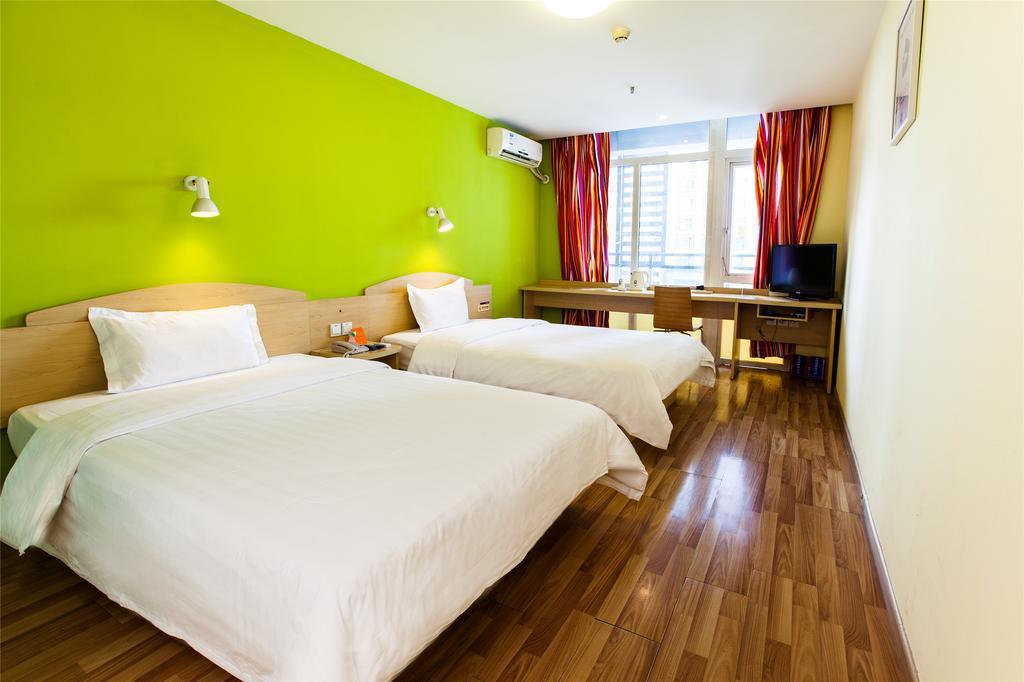 7Days Inn Chengdu North Railway Station מראה חיצוני תמונה
