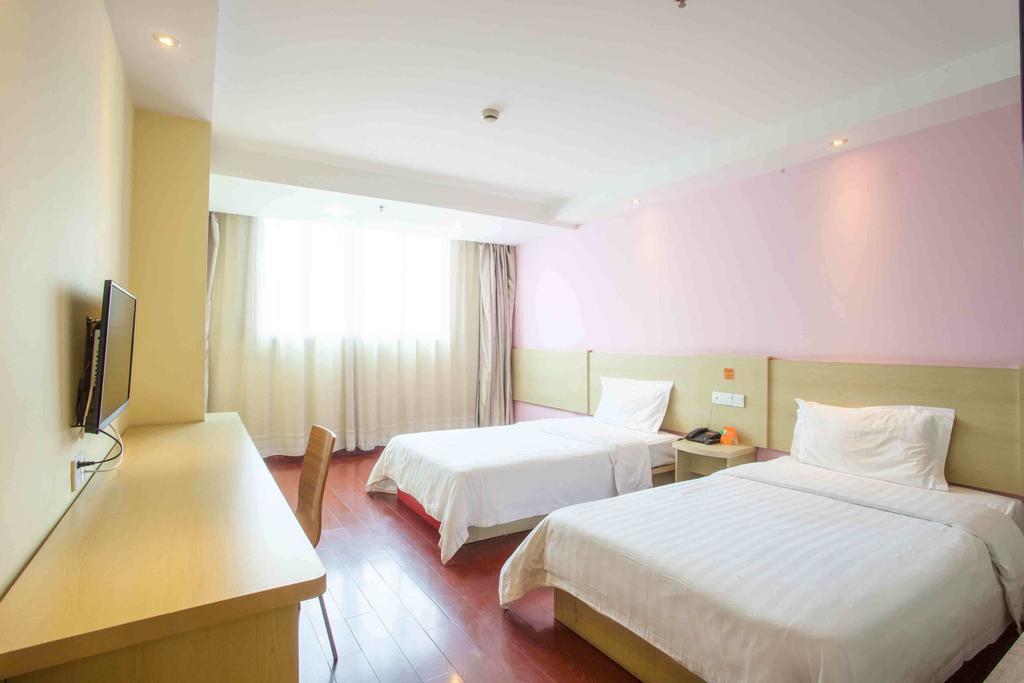 7Days Inn Chengdu North Railway Station חדר תמונה